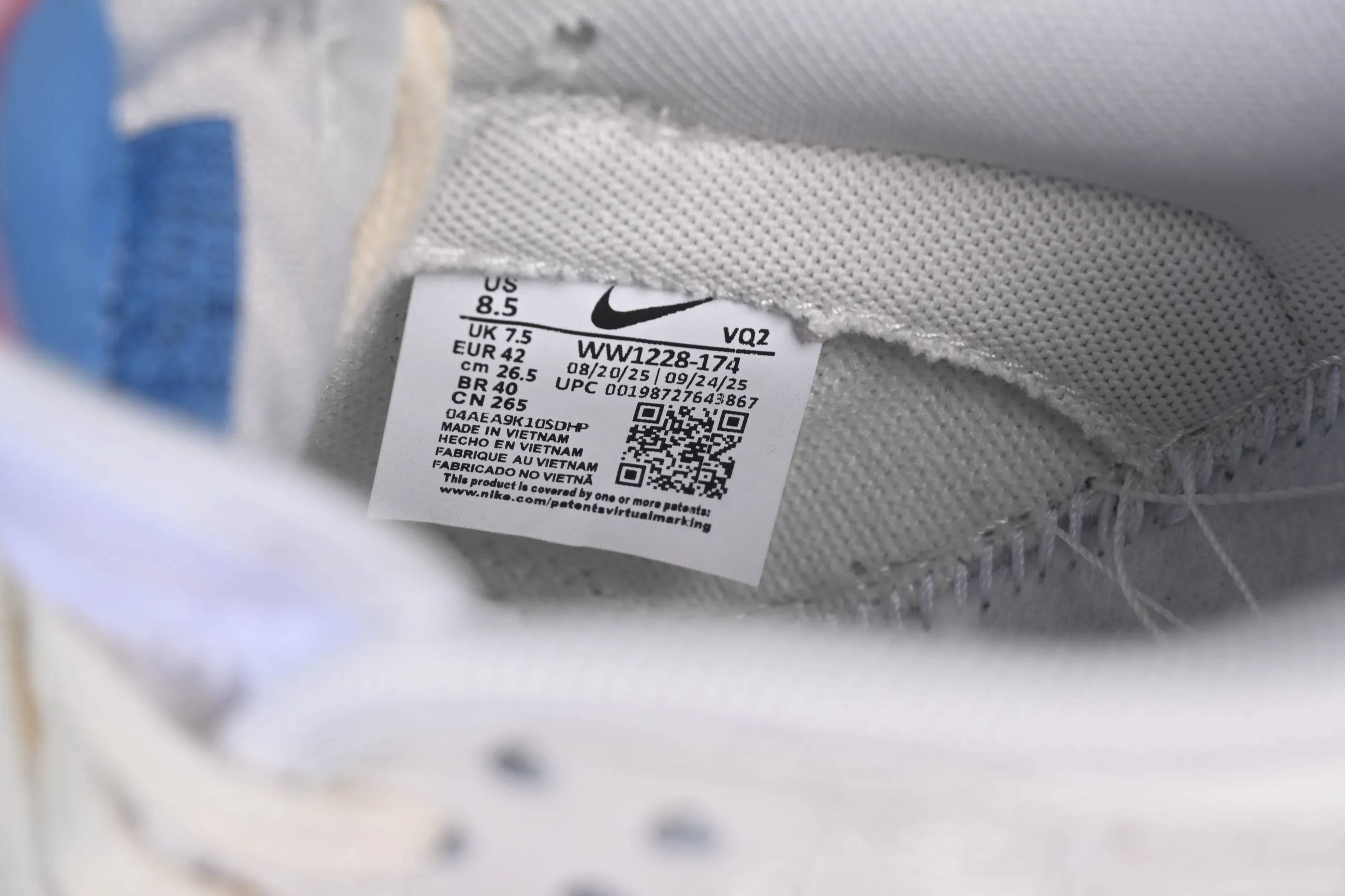 All categories Nk SB Dunk series Nk SB Dunk Low low-top sneakers Nike SB Dunk Low Year of the Horse limited low-top casual skateboard shoes WW1228-174